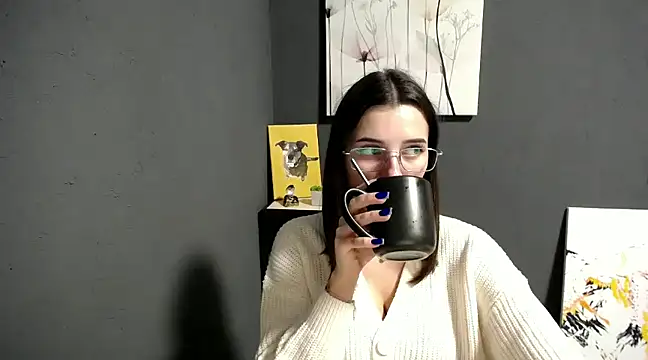 lady olivia  online show from December 2, 2024, 5:15 pm