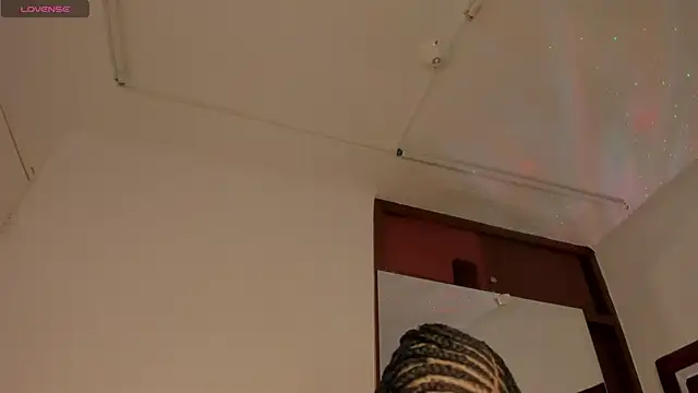 Samanntha Rose online show from March 10, 2025, 7:18 pm