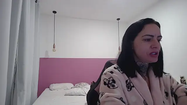 YasmimBrasil online show from May 21, 2026, 5:58 am