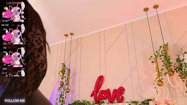 Lolly Neal online show from February 21, 2025, 11:11 am