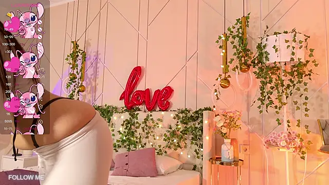 Lolly Neal online show from February 25, 2025, 11:52 am