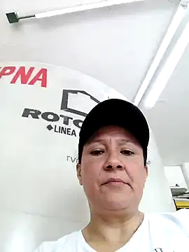 Snapshot of grace_82 chatting on March 6, 2025, 6:05 pm grace 82 online show from March 6, 2025, 6:05 pm