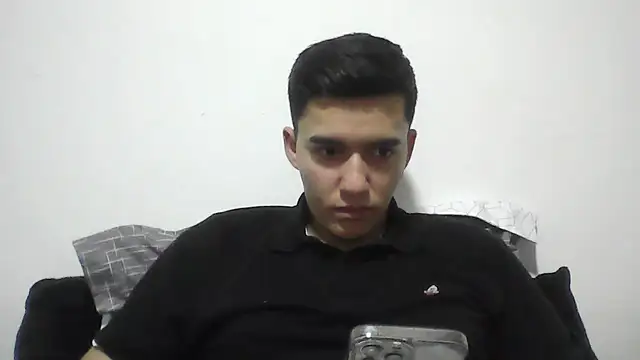 Snapshot of Estebitan_vm chatting on November 20, 2025, 4:34 am Estebitan vm online show from November 20, 2025, 4:34 am