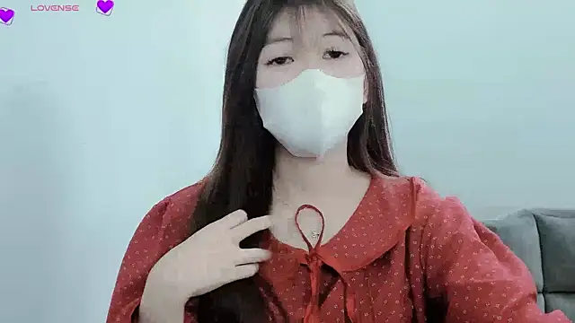 tanhxiu online show from January 8, 2025, 6:41 pm