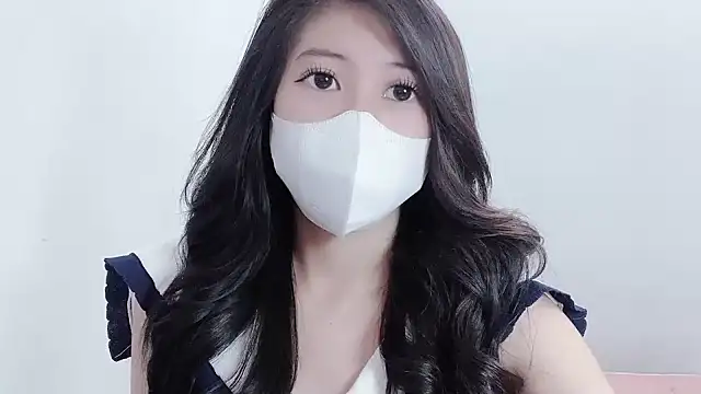 tanhxiu online show from September 30, 2025, 2:00 pm