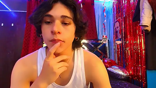 Luke Howland online show from February 21, 2025, 8:49 pm