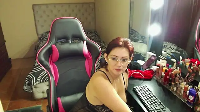 Carol Scottt online show from December 15, 2024, 7:13 am