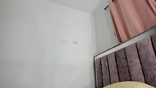 jessimegansexi online show from January 22, 2025, 3:31 am