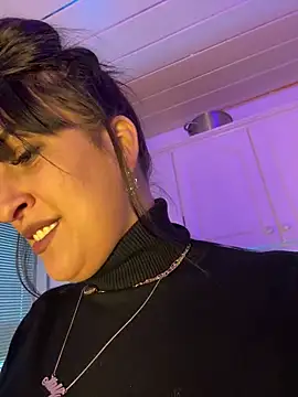 CarolaDrago online show from February 18, 2025, 8:16 am