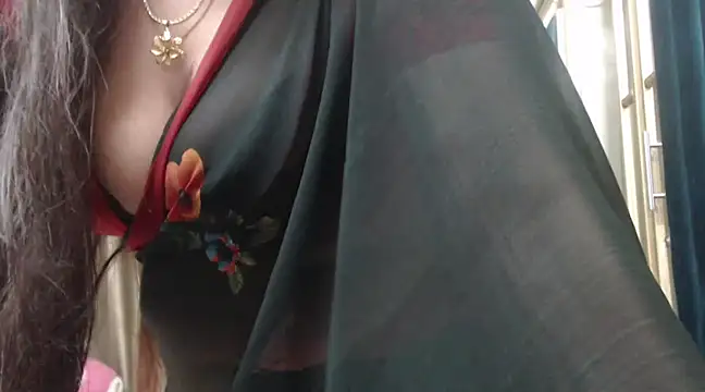 desi-maisa130 online show from December 14, 2024, 5:36 pm