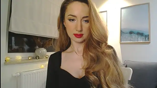 JulietteDiamond online show from February 18, 2025, 6:37 pm