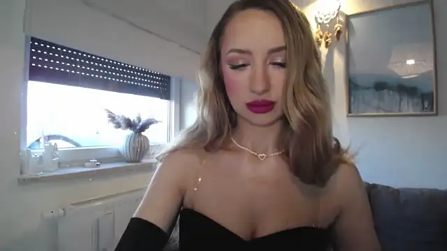 JulietteDiamond online show from March 4, 2026, 3:29 pm