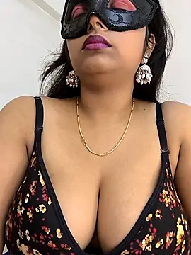 Lovley Eesha online show from April 14, 2026, 5:30 pm