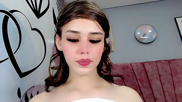 ValeriaAguilar online show from December 28, 2024, 9:40 pm