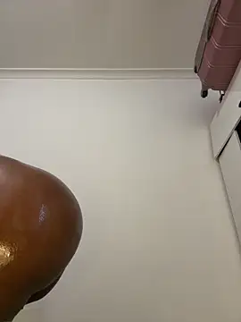 Africanbootie online show from February 8, 2026, 3:26 pm