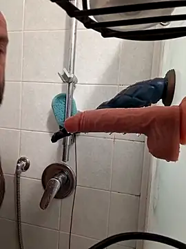 teddy79good online show from December 21, 2025, 2:24 pm