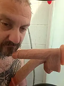 Snapshot of teddy79good chatting on May 2, 2026, 11:15 am teddy79good online show from May 2, 2026, 11:15 am