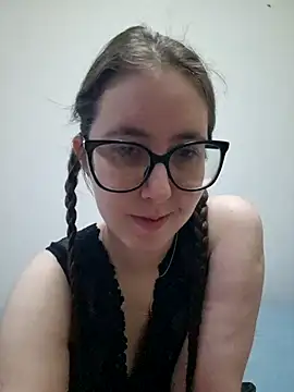 Snapshot of Sarah459 chatting on November 9, 2025, 4:27 pm Sarah459 online show from November 9, 2025, 4:27 pm