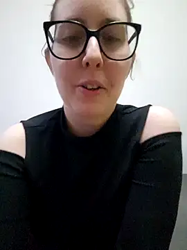 Sarah459 online show from June 30, 2026, 10:33 pm