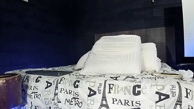 taurus boy1 online show from February 22, 2025, 12:19 pm