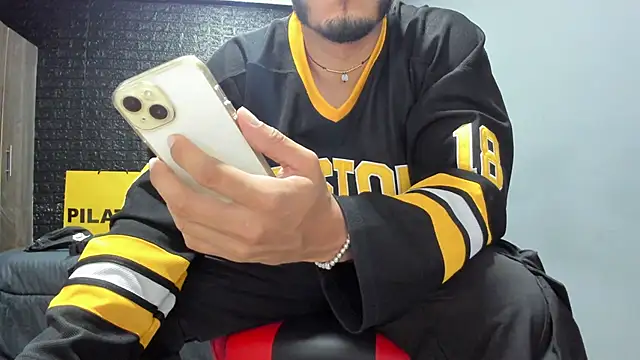 taurus boy1 online show from October 10, 2025, 11:31 am