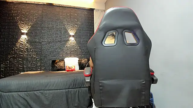 taurus boy1 online show from October 20, 2025, 3:29 am