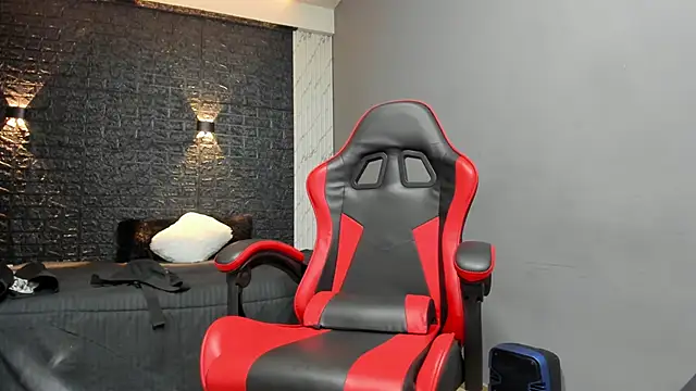 taurus boy1 online show from November 6, 2025, 11:11 am