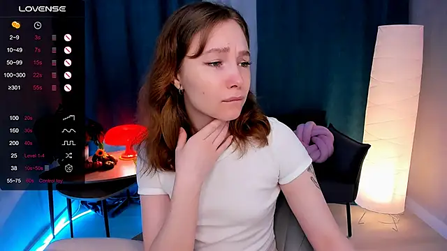 LanaBlu  online show from November 8, 2025, 2:23 am