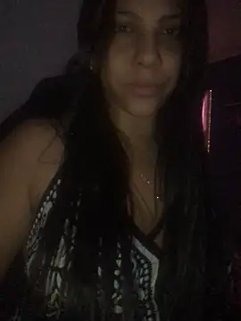 bellinii07 online show from April 21, 2026, 12:34 am