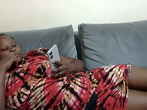 Pretty lilly02 online show from April 11, 2026, 10:03 pm