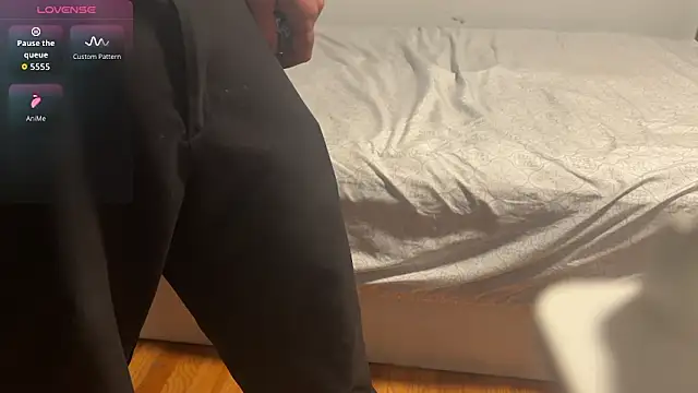 flexingplexico online show from October 6, 2025, 9:40 am