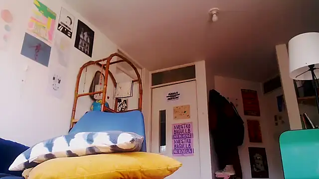 Zafiro subversiva online show from January 16, 2025, 1:04 pm