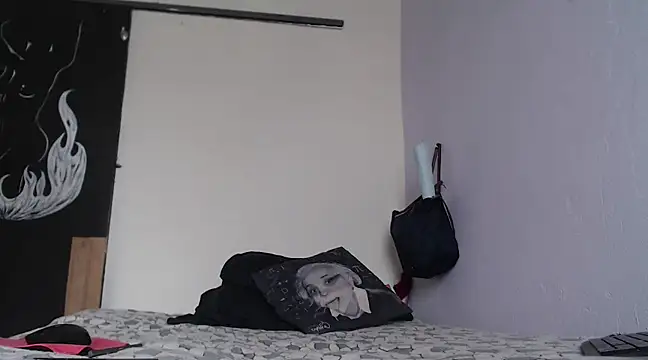 Zafiro subversiva online show from February 25, 2025, 5:47 pm