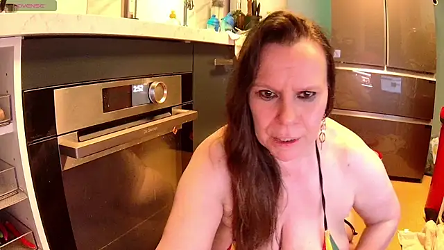 Endrocleia online show from March 9, 2025, 1:56 am