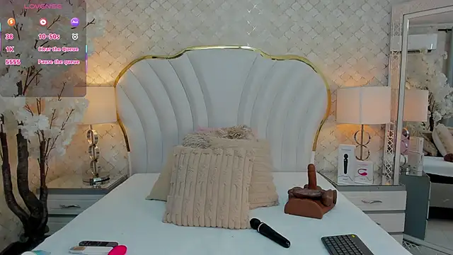 IsabellaKanned online show from November 15, 2025, 2:02 pm