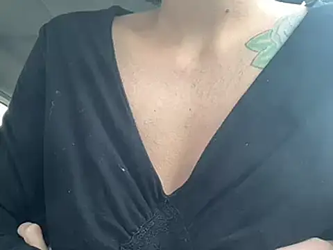 myloveforyouu online show from January 15, 2025, 7:12 pm