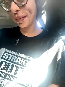 myloveforyouu online show from September 9, 2025, 2:05 pm