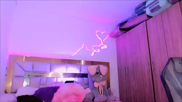 Lucidollts  online show from January 13, 2025, 2:11 pm