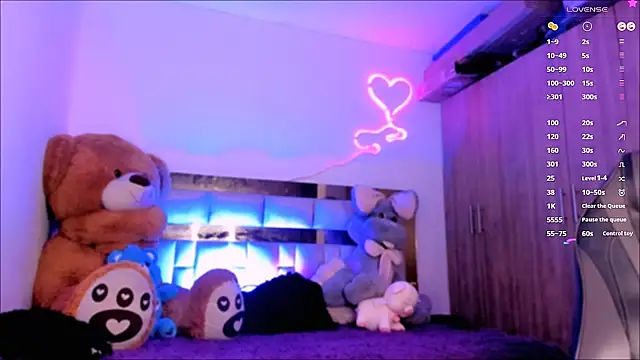 Lucidollts  online show from February 2, 2025, 8:35 am