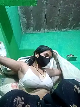 HOTBABITARAJ online show from February 12, 2025, 3:18 am