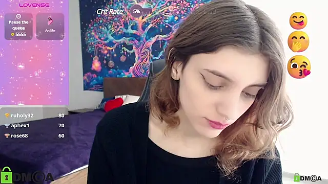 CherryBloom777 online show from February 19, 2025, 10:23 am