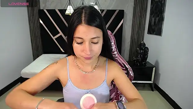 lizzyluk ch online show from January 21, 2025, 3:54 pm