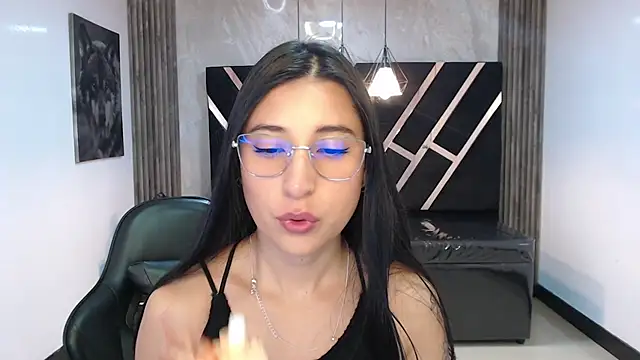 Snapshot of lizzyluk_ch chatting on January 18, 2026, 12:20 pm lizzyluk ch online show from January 18, 2026, 12:20 pm