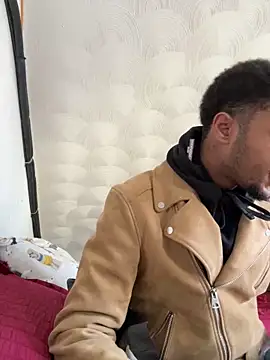 rayyymack online show from December 3, 2025, 2:04 pm