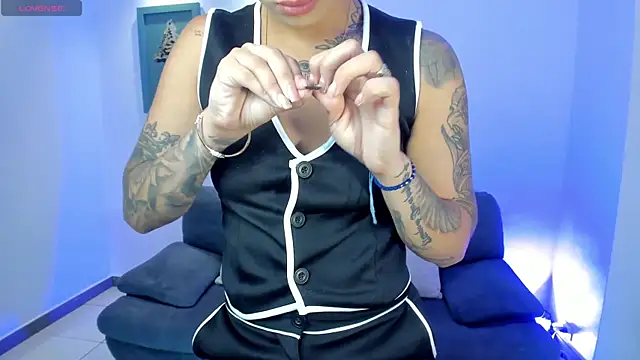 MariaHerrera  online show from September 11, 2025, 8:53 pm