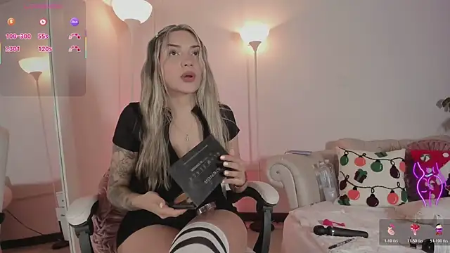 mariablonde  online show from December 22, 2025, 7:00 pm