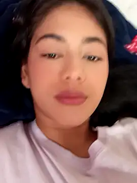 azzahara069 online show from December 15, 2024, 9:09 pm