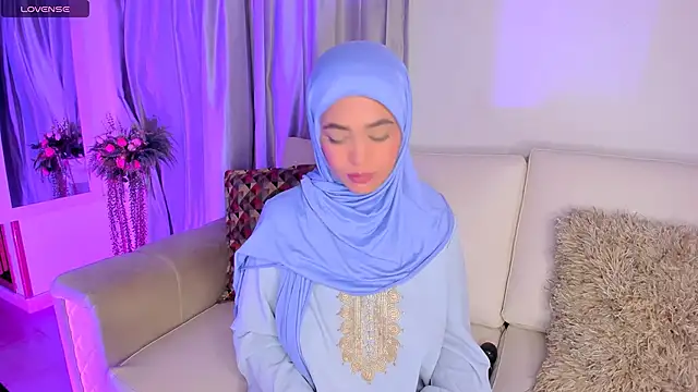 azzahara069 online show from February 25, 2025, 2:47 am