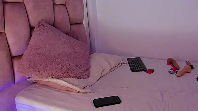 Snapshot of Dylanwhite23_ chatting on March 21, 2025, 3:44 am Dylanwhite23 online show from March 21, 2025, 3:44 am