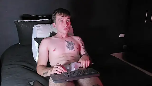 Snapshot of Dylanwhite23_ chatting on September 11, 2025, 9:59 pm Dylanwhite23 online show from September 11, 2025, 9:59 pm